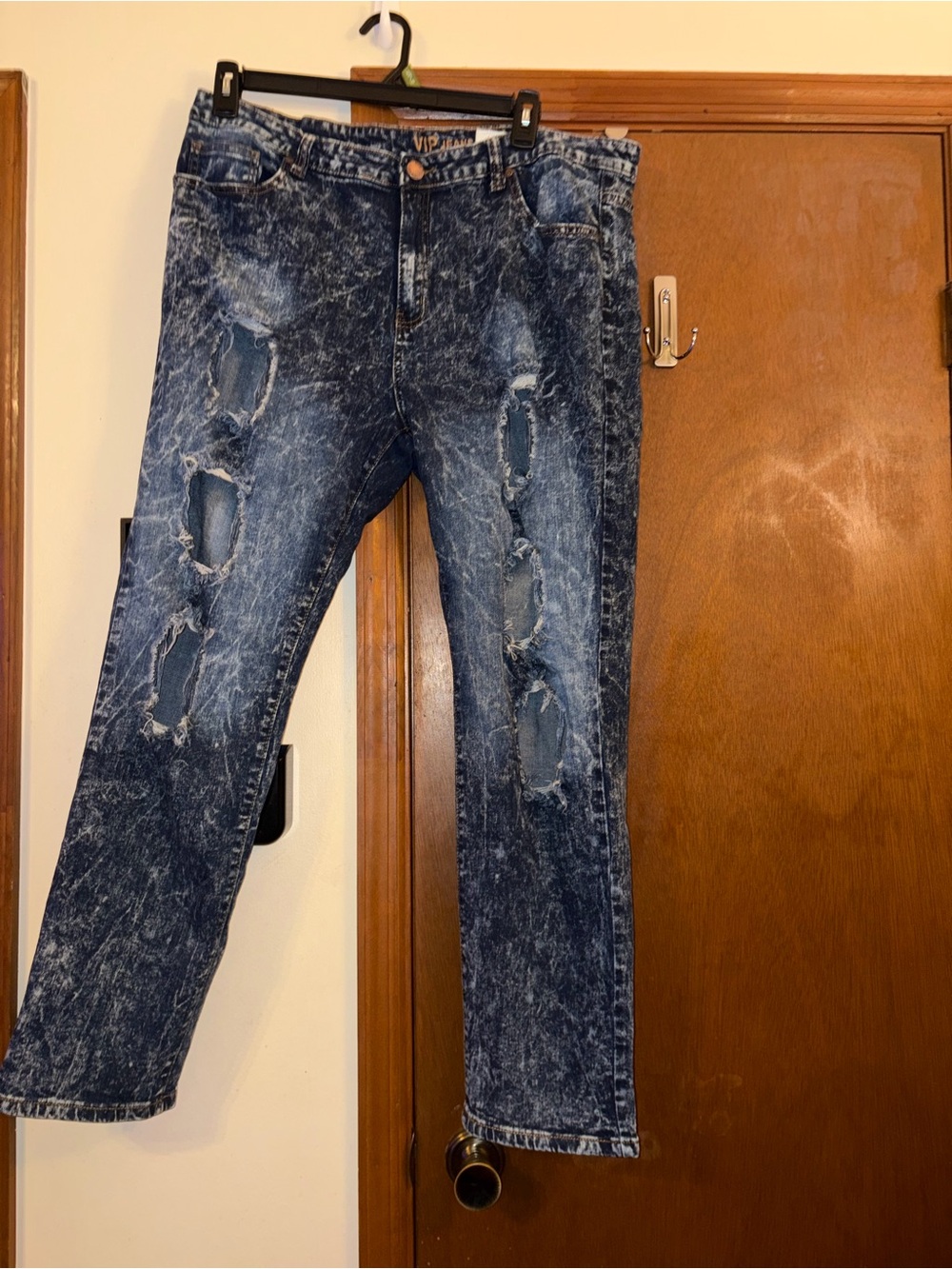 Women’s Distressed Acid-Wash Blue Jeans